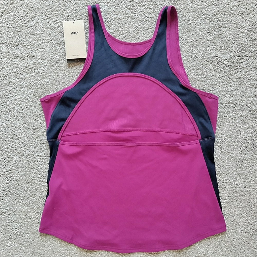 NWT XL Nike Yoga Dri-Fit Purple Stretch Tank Top Keyhole Back Athletic Top NEW - Picture 2 of 9